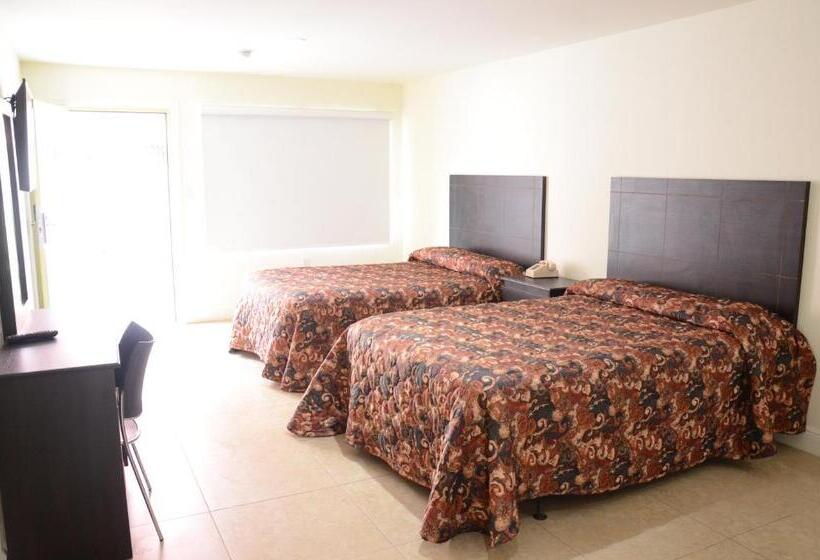 اتاق استاندارد با 2 تخت دوبل, Carl's El Padre Motel