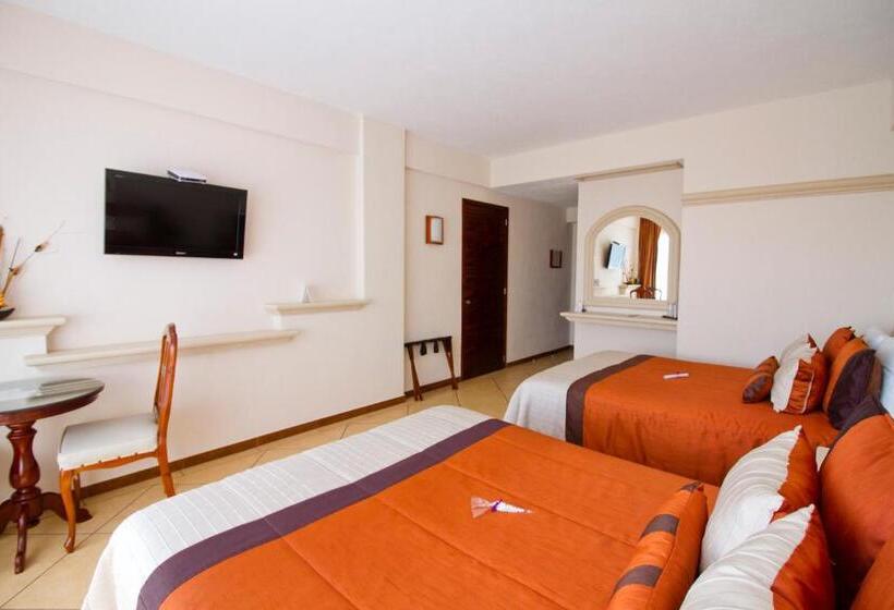 Superior room with lake view, 9 Manantiales
