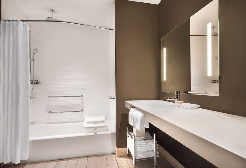 اتاق استاندارد با تخت دوبل, Ac Hotel Asheville Downtown