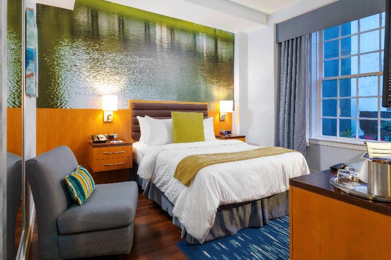 اتاق استاندارد با تخت دو نفره بزرگ برای معلولان, Hampton Inn Atlanta Kennesaw