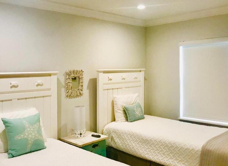 آپارتمان 1 خوابه با چشم‌انداز استخر, Sea Turtle Inn