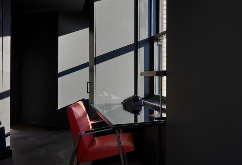 سوئیت با تخت بزرگ, The Robey, Chicago, A Member Of Design Hotels
