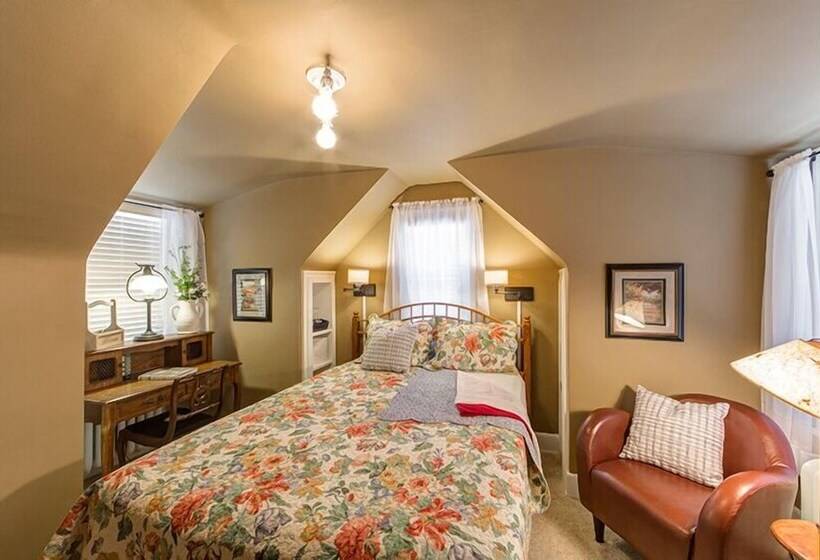 اتاق استاندارد با تخت دوبل, Knob Hill Bed & Breakfast