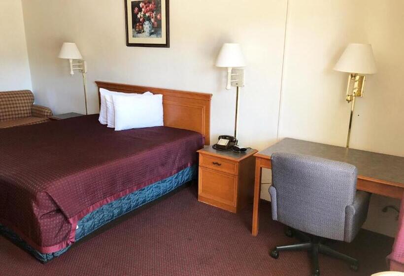 اتاق استاندارد با تخت بزرگ, Kewanee Motor Lodge