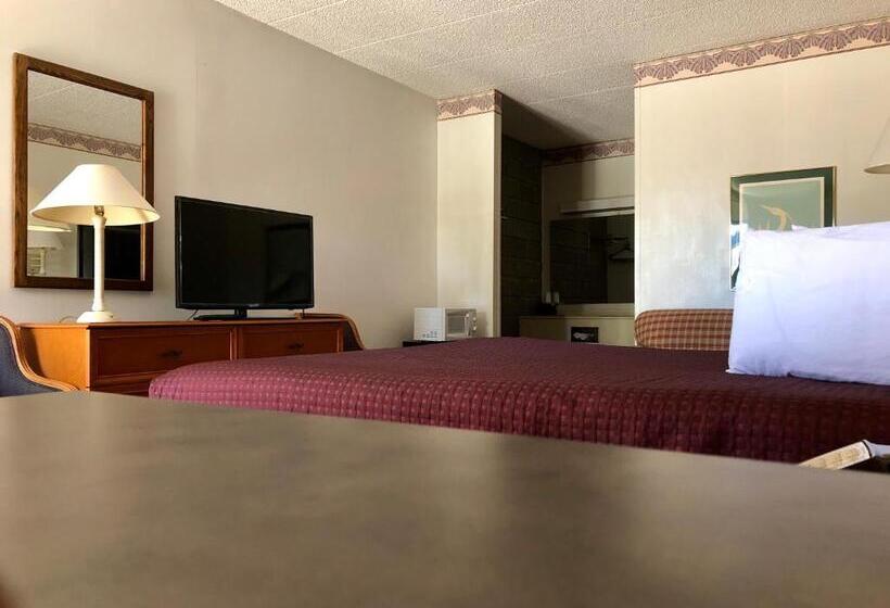 اتاق استاندارد با تخت بزرگ, Kewanee Motor Lodge