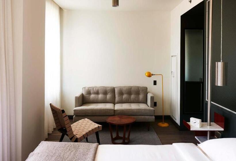 اتاق استاندارد با تخت بزرگ, The Robey, Chicago, A Member Of Design Hotels