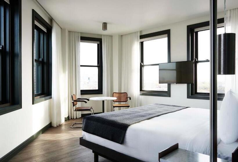 سوئیت برای معلولان, The Robey, Chicago, A Member Of Design Hotels