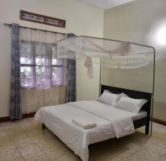 اتاق استاندارد, Albert Grand Palace   Masindi