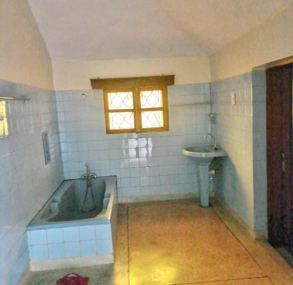 اتاق استاندارد, Albert Grand Palace   Masindi