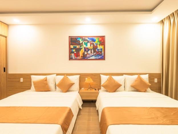 استودیوی استاندارد, Sunset Homestay