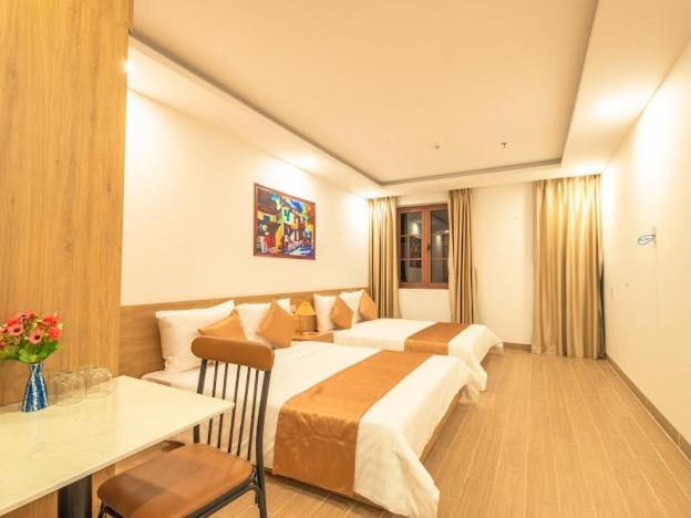 استودیوی استاندارد, Sunset Homestay