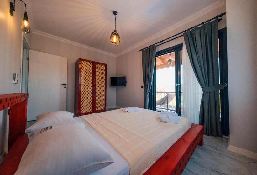 ویلای یک اتاق خوابه با استخر شنا, Sapanca Göldibi Suit Bungalov