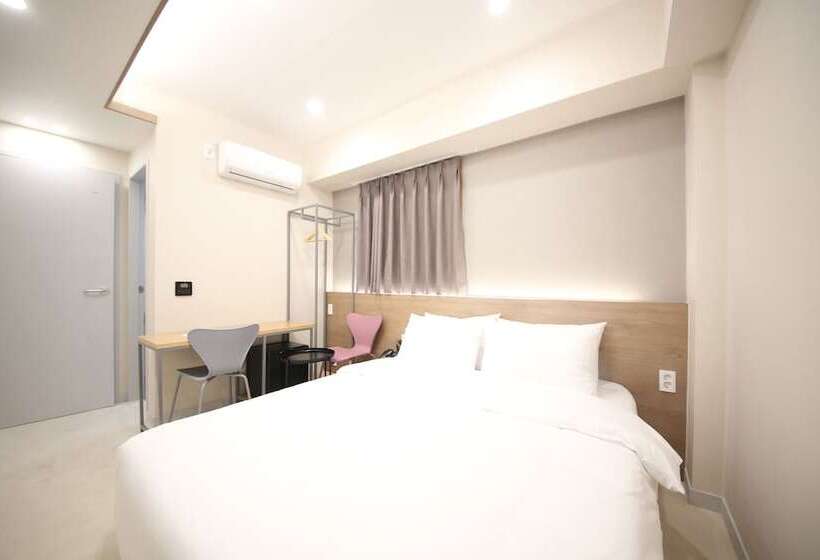 اتاق لوکس, Calm Rest Hotel Masan