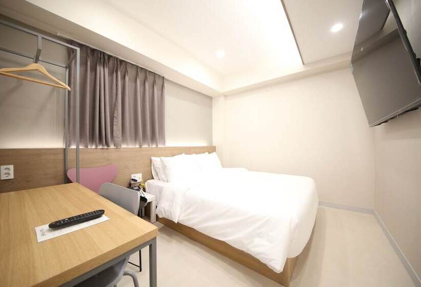 اتاق لوکس, Calm Rest Hotel Masan