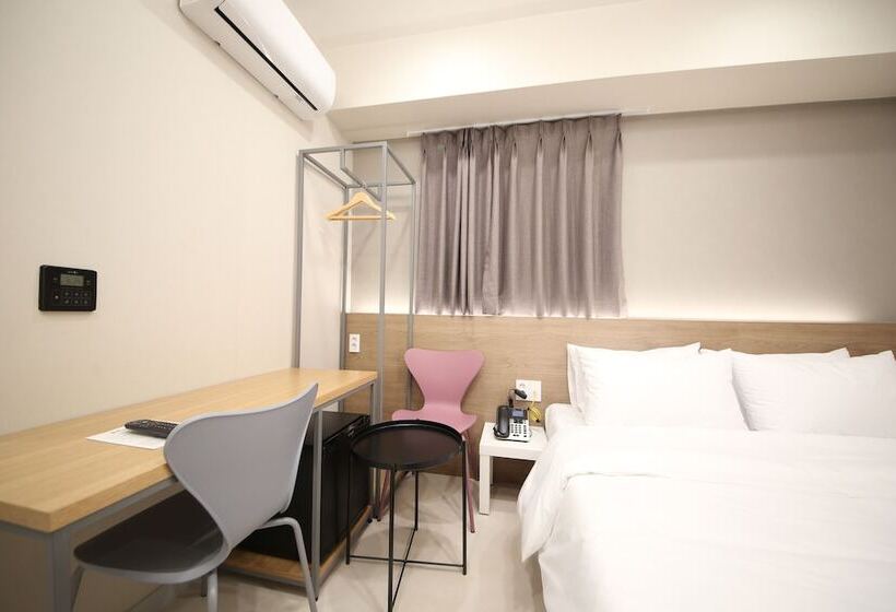 اتاق لوکس, Calm Rest Hotel Masan