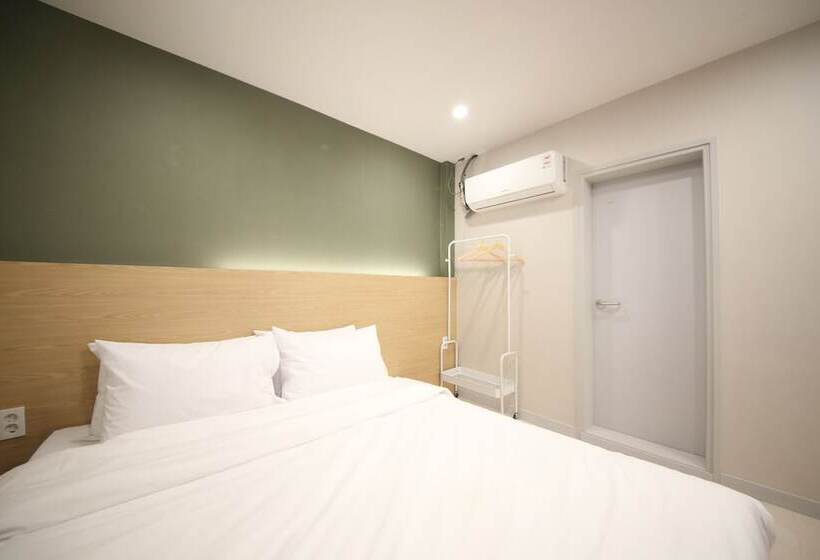اتاق سوپریور, Calm Rest Hotel Masan