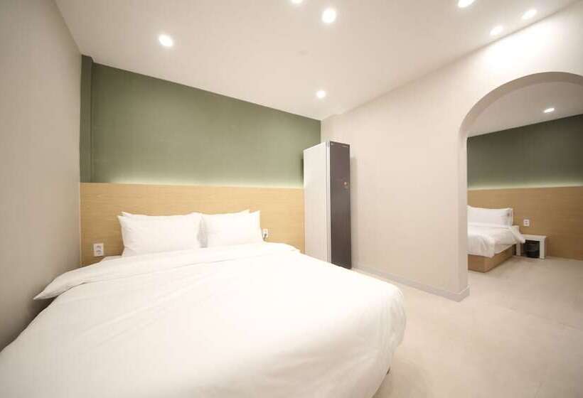 اتاق سوپریور, Calm Rest Hotel Masan
