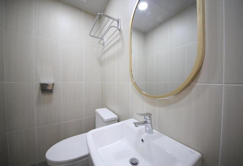 اتاق استاندارد, Calm Rest Hotel Masan