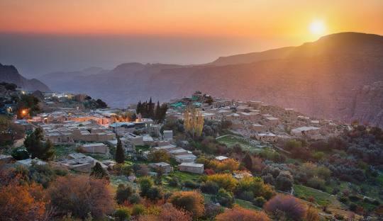 اتاق اکونومی, Dana Horizon