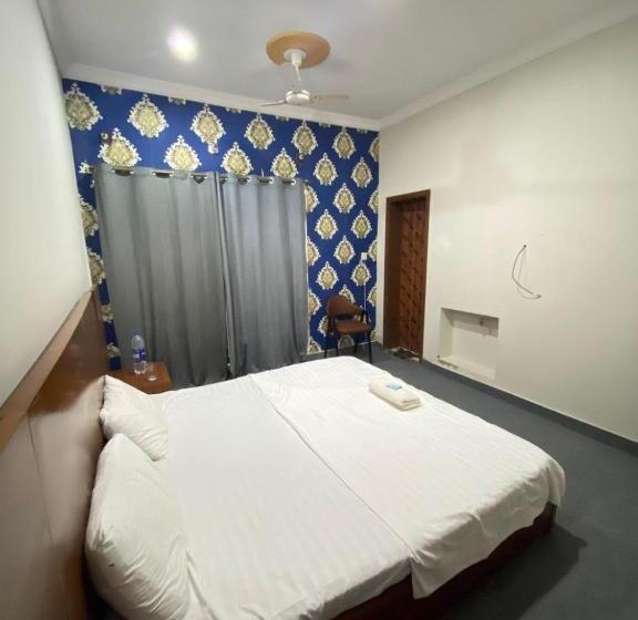 اتاق اکونومی, Durrani Executive   Islamabad F10
