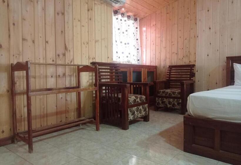 اتاق خانوادگی, Silver Beach