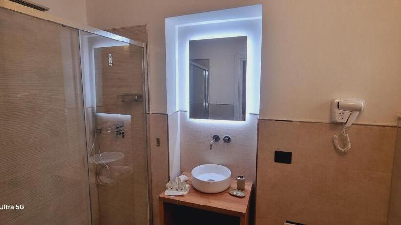اتاق لوکس, Eva Luxury Suite