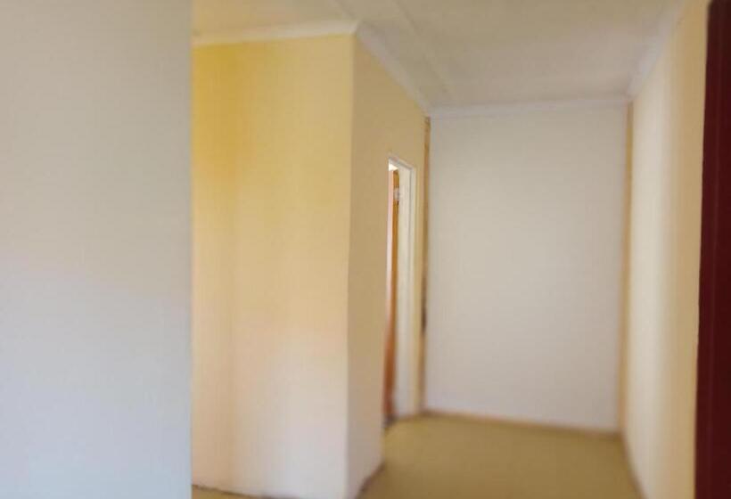 اتاق استاندارد یک نفره, Mmj Guest House