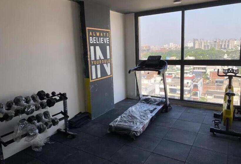 家庭工作室, Sheesh Mahal   Family Studio Apt W Pool