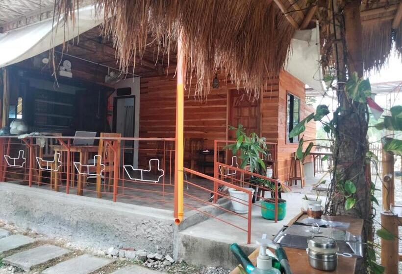 اتاق استاندارد, The Garden Tropical Cabins
