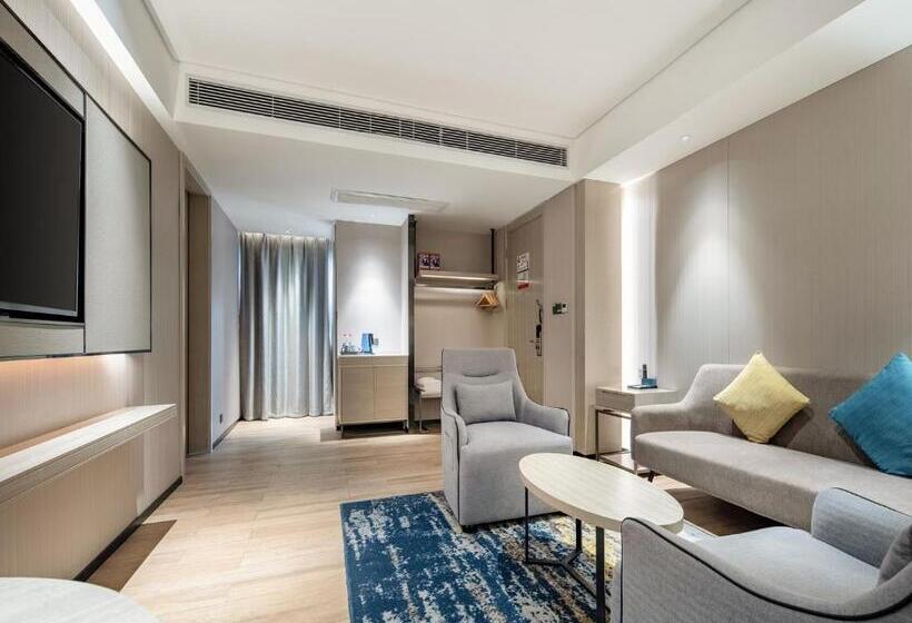 سوییت با چشم‌انداز کوه, Echarm Hotel Baise Xilin