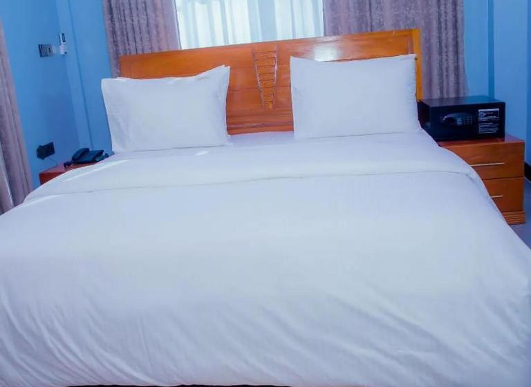 سوییت, Gold Stone Hotel Geita