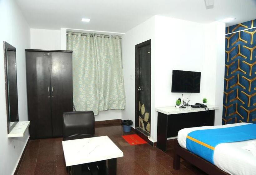 اتاق لوکس, Fabhotel Casa Grand Inn