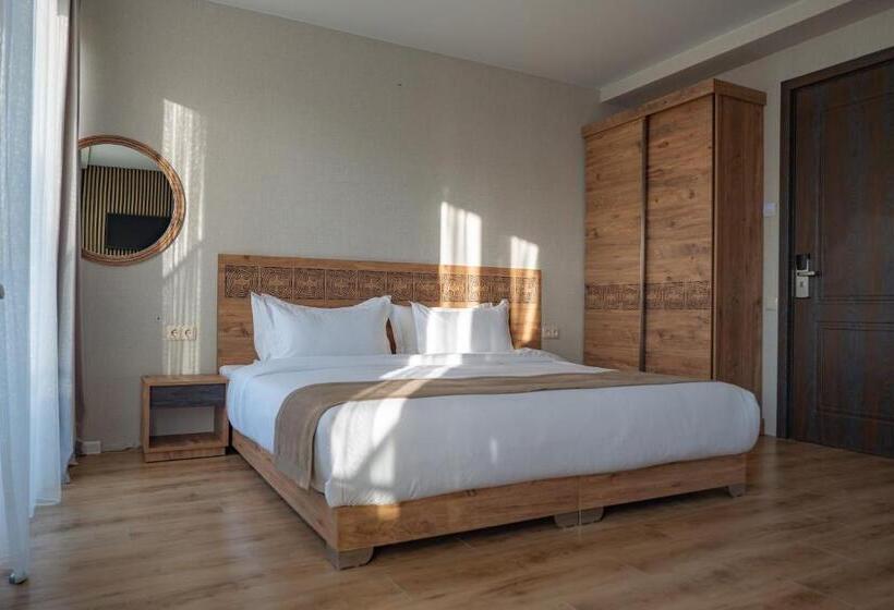 اتاق استاندارد با تخت بزرگ, Sabaduri Hills