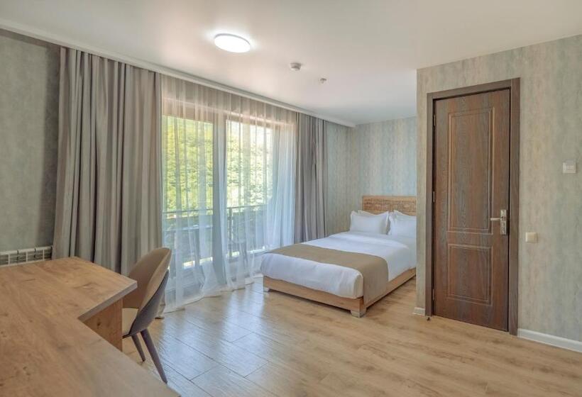 اتاق استاندارد یک تخته برای معلولان, Sabaduri Hills