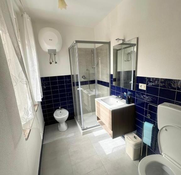 استودیوی استاندارد, Moncici House