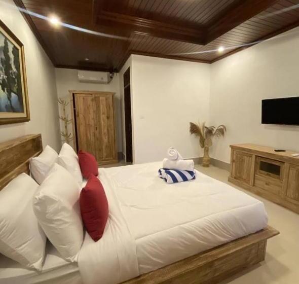 اتاق لوکس, Tiara Guest House