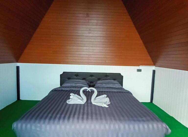 اتاق استاندارد با تخت بزرگ, Maemonhill แม่มอญฮิลล์