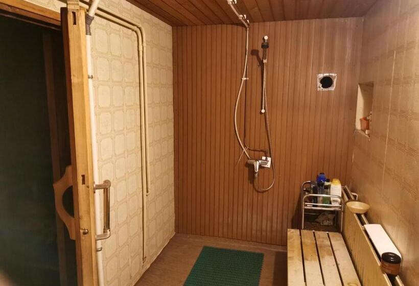 استودیوی استاندارد, Koy Linnantie 2
