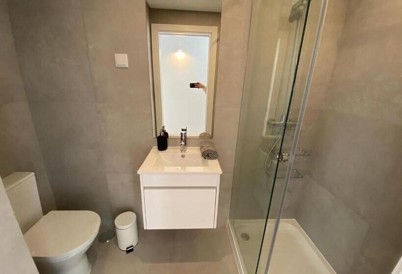 اتاق استاندارد با سرویس بهداشتی مشترک, Carcavelos Beach Shared Serviced Apartment 12