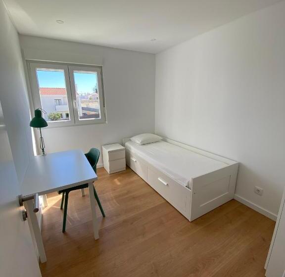 اتاق استاندارد یک تخته با سرویس بهداشتی مشترک, Carcavelos Beach Shared Serviced Apartment 12