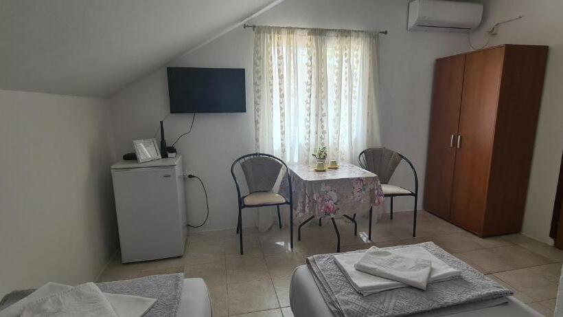 اتاق استاندارد با چشم‌انداز شهر, Guest House Andrea