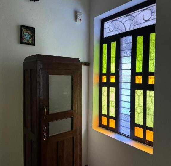اتاق استاندارد, Vittal Iyer House
