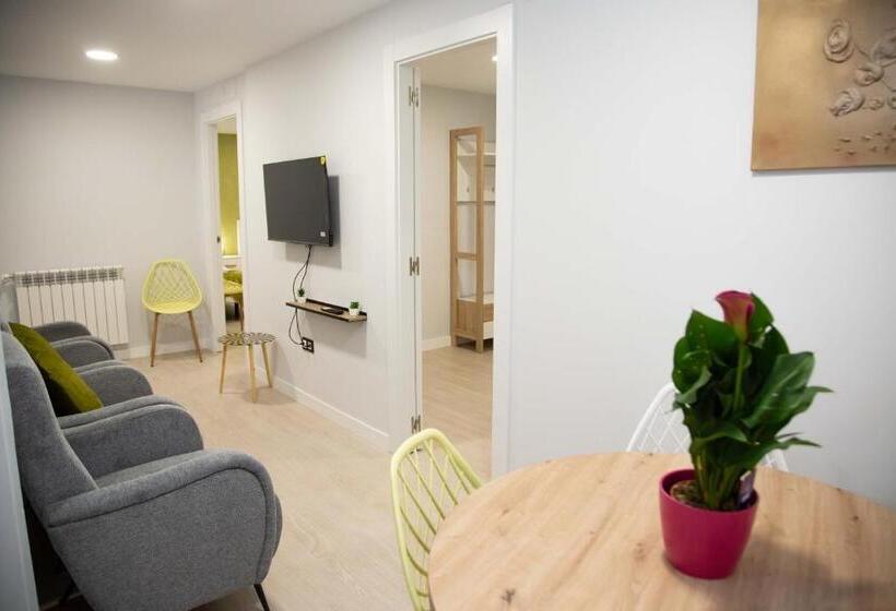 آپارتمان دلوکس 3 خوابه, Pregonero Urban Suites   Verde