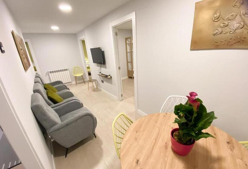 آپارتمان دلوکس 3 خوابه, Pregonero Urban Suites   Verde