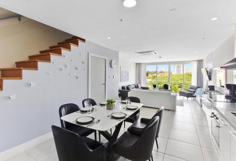 آپارتمان 1 خوابه با چشم‌انداز استخر, Bocobay Las Islas Condos