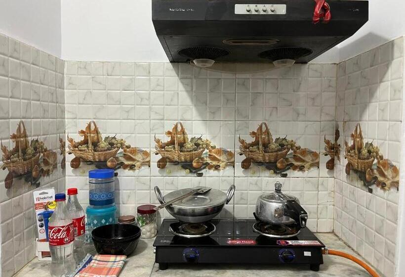 豪华房间, Beltola Serenity Homestay