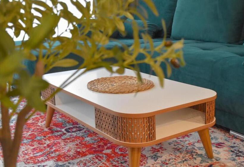 اتاق لوکس, Home Stay Juniper
