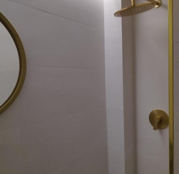 اتاق استاندارد یک نفره, Plaza Rooms