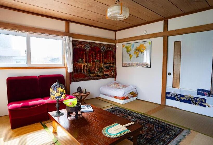 اتاق استاندارد چهار تخته, Rishiri Antique Inn
