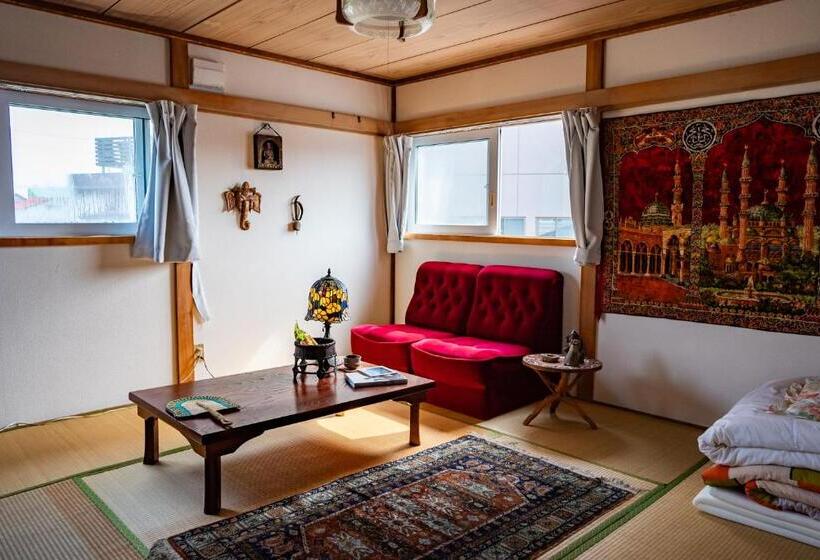 اتاق استاندارد چهار تخته, Rishiri Antique Inn